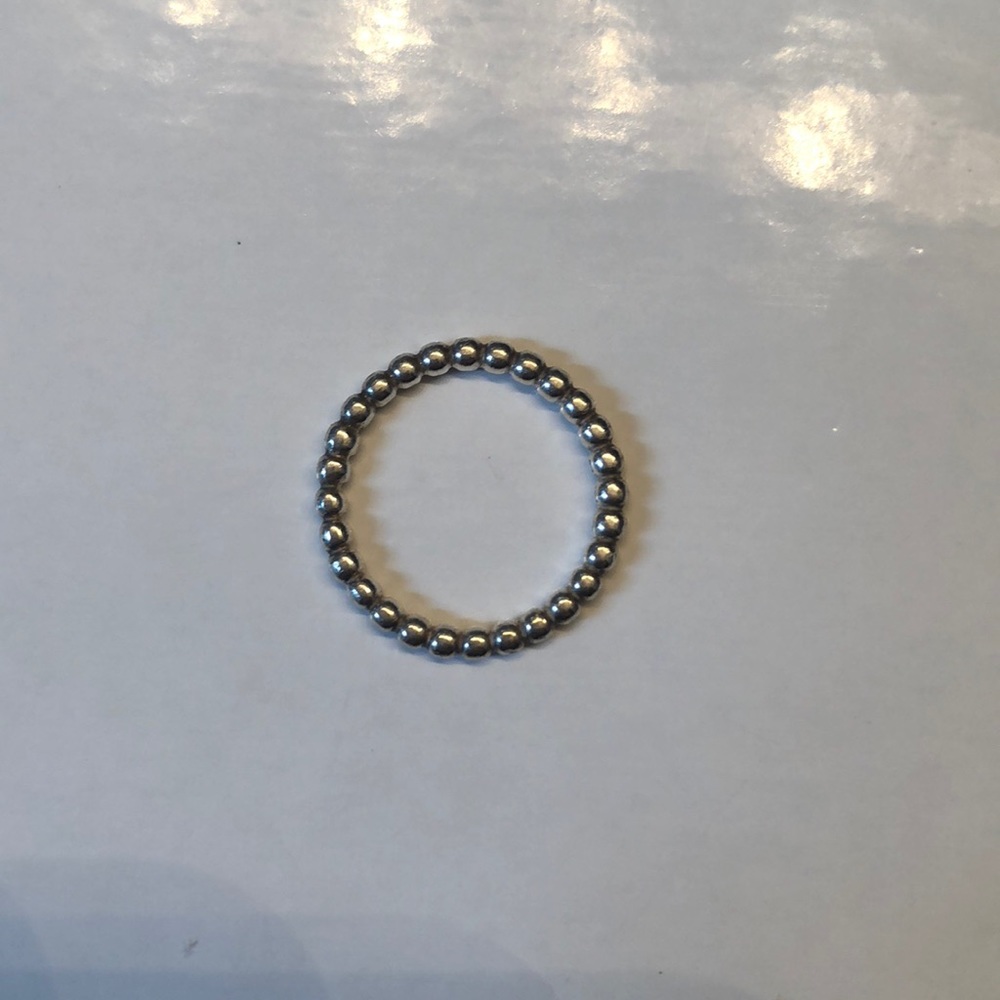 Pandora single silver band